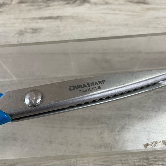 Blue Pinking Shears Crafting Scissors Stainless Made In Japan 8” - Picture 6 of 7